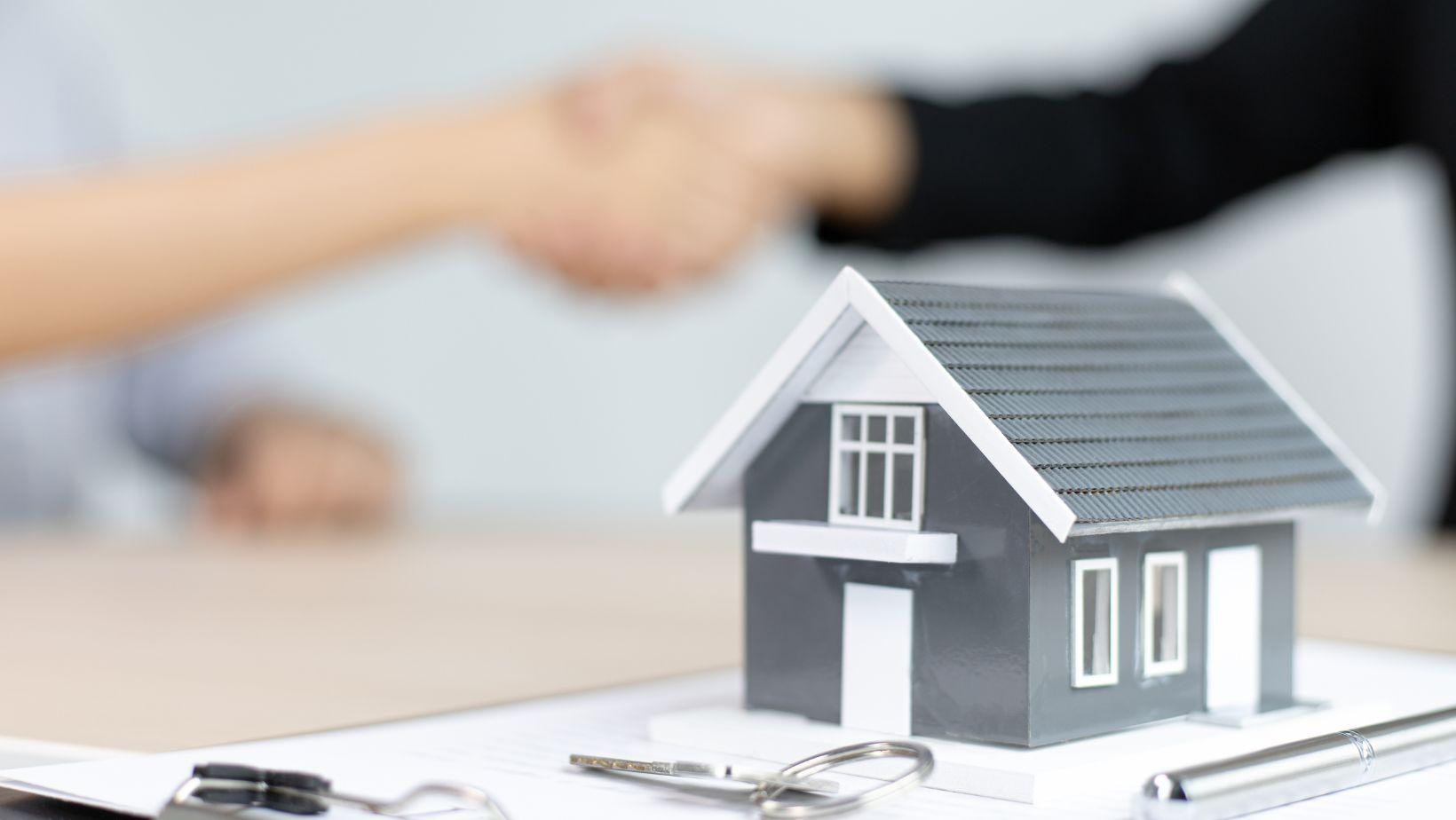 renovation rental checklist, first-time property investors, property renovation tips, rental property preparation, real estate investment guide, rental property renovation, investment property checklist, residential renovation strategies, property investment tips